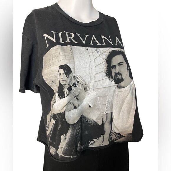 Nirvana Raw Edge Cropped Graphic T-Shirt Black & White Size Small - Picture 2 of 3